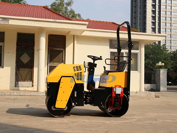 關(guān)于小型壓路機(jī)變速箱的保養(yǎng)知識(shí)你知道多少？